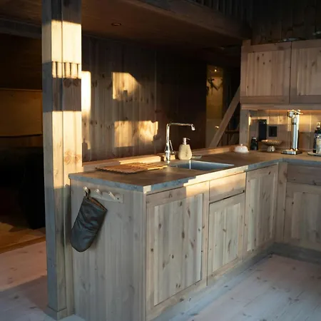 Holiday home Design Cabin With Panoramic Views Near Sjusjoen *